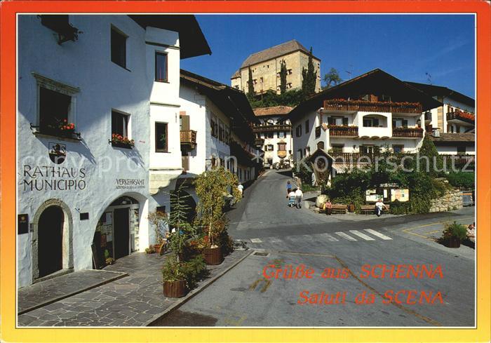 Schenna Meran Dorfplatz mit Schloss