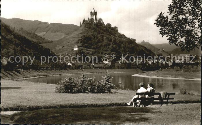 Cochem Mosel Moselpartie mit Burg