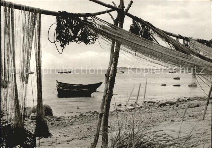 Mecklenburg Ostseekueste Fischnetze Boote