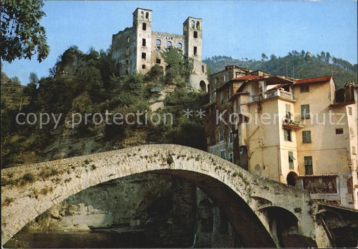 Dolceaqua Ponte e Castello Medioevale dei Marchesi Doria