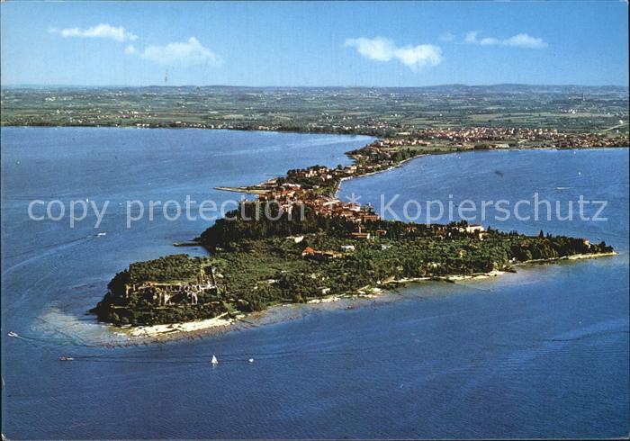 Sirmione Lago di Garda Lago di Garda Fliegeraufnahme