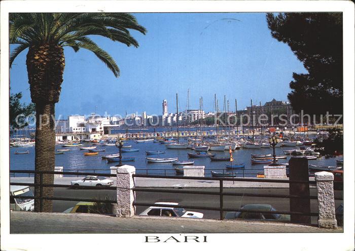 Bari Puglia Hafenpartie