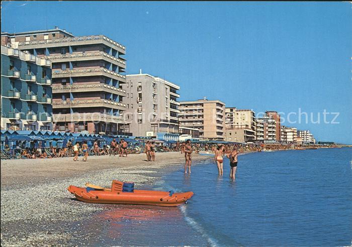 Pesaro Alberghi visti dal mare