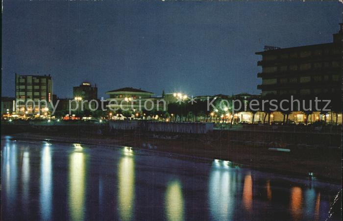 Pesaro Lungomare Notturno