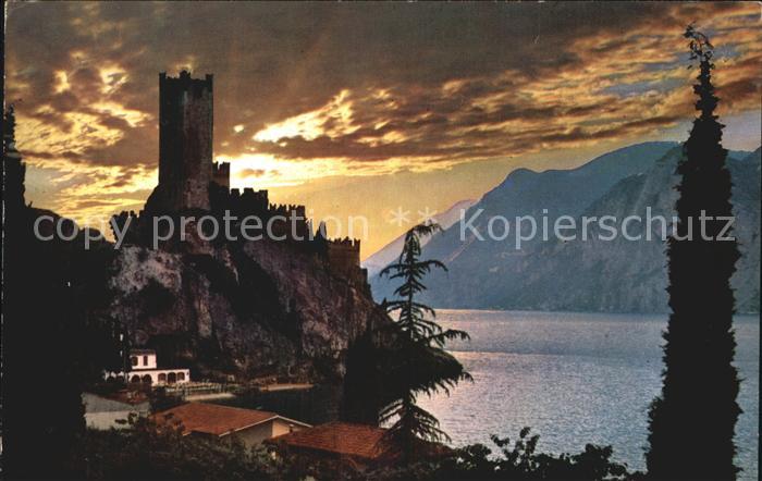 Malcesine Lago di Garda Il castello al tramonto