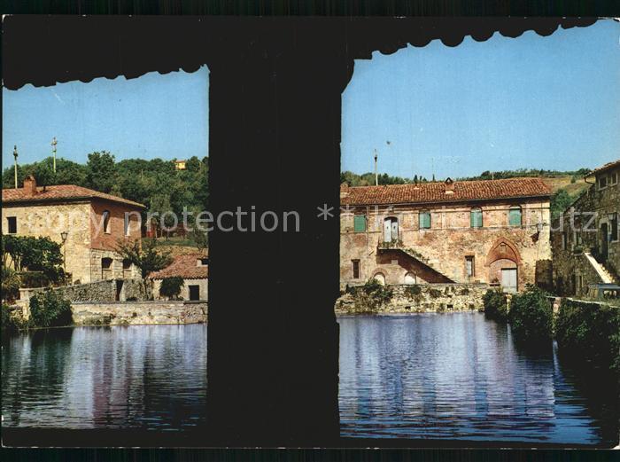 Bagno Vignoni La sorgente vista dal loggiato di Santa Caterina