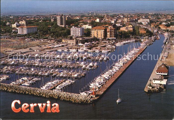 Cervia Porto turistico Fliegeraufnahme