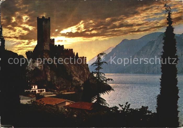 Malcesine Lago di Garda Il castello al tramonto