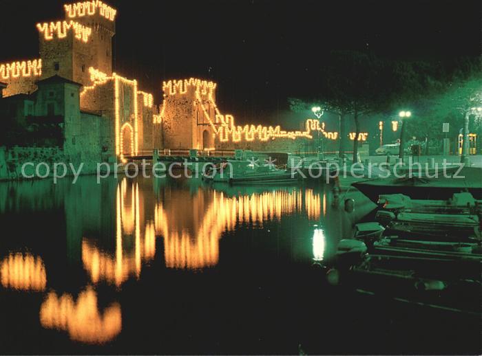 Sirmione Lago di Garda bei Nacht am Hafen