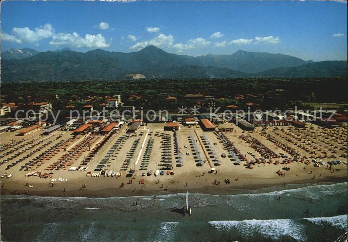 Marina di Pietrasanta Fliegeraufnahme Strand