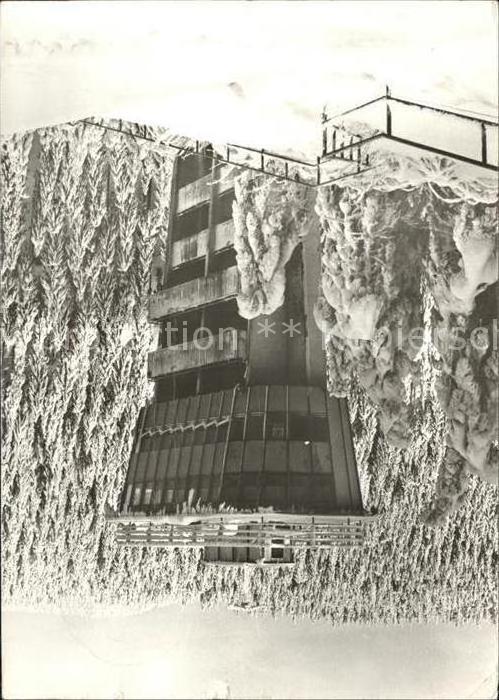 Oberhof Thueringen Sprungschanze Kampfrichterturm mit Cafe