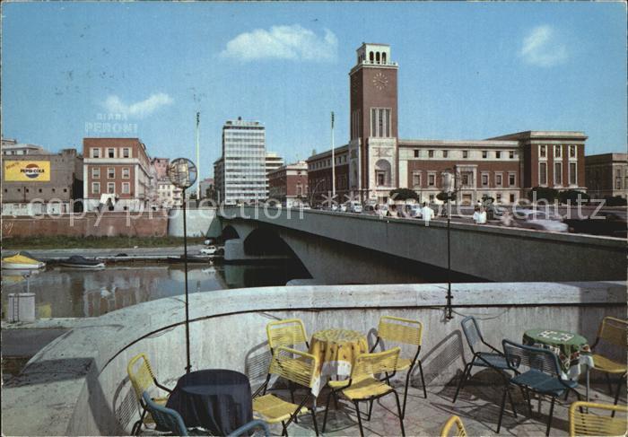 Pescara Risorgimento Bruecke Rathaus