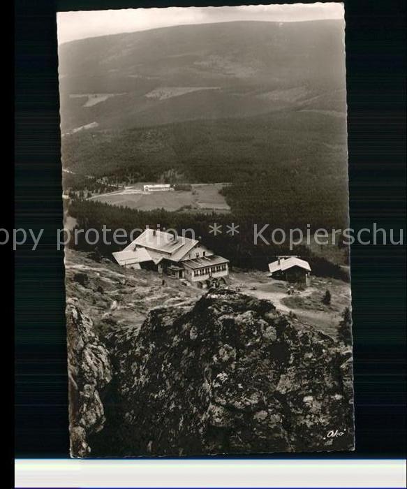 Arber Blick vom Arbergipfel auf Arberschutzhaus Schwebelift und Brenneshotel