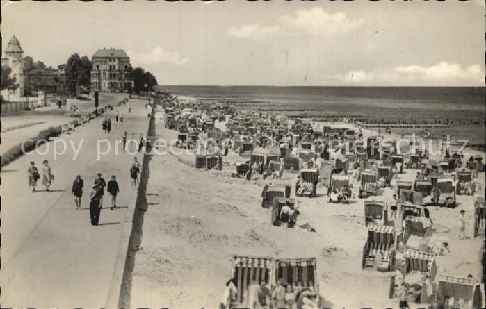 Kuehlungsborn Ostseebad West Strand Promenade