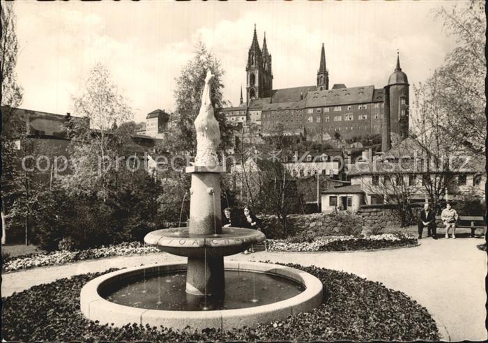 Meissen Elbe Sachsen Kaendlerbrunnen Dom