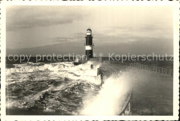 Leuchtturm Lighthouse Warnemuende