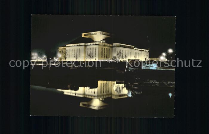 SAARBRueCKEN Saarland Stadt-Theater bei Nacht