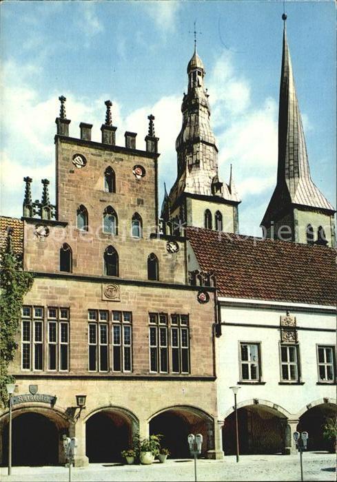 Lemgow Niedersachsen Rathaus mit Tuermen von St. Nicolai