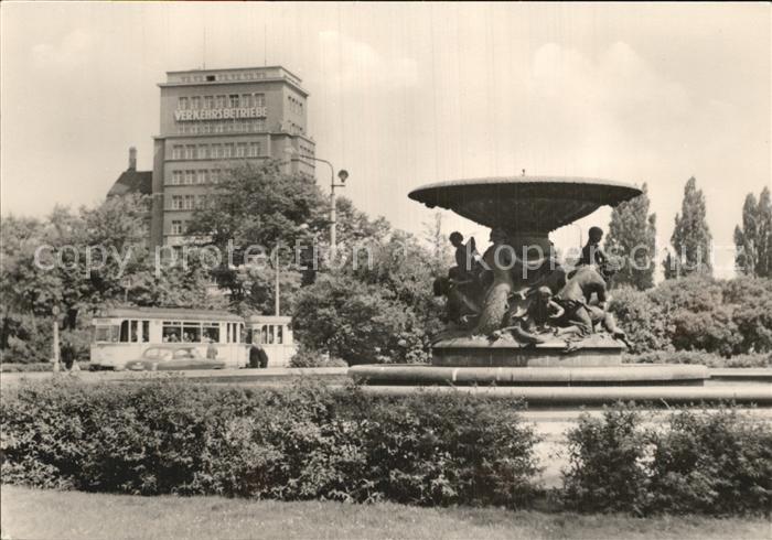 DRESDEN Elbe Platz der Einheit Brunnen
