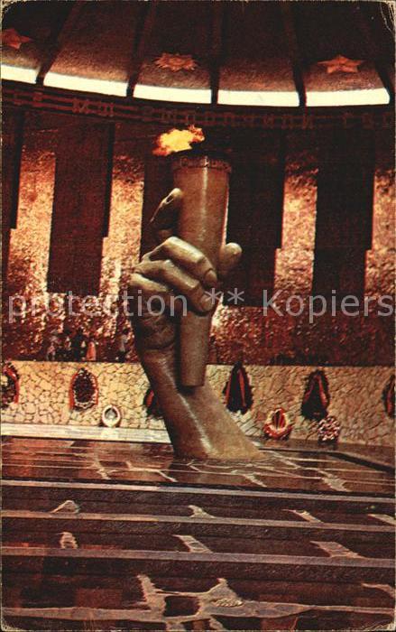Wolgograd Mamajew Huegel Hand mit Fackel