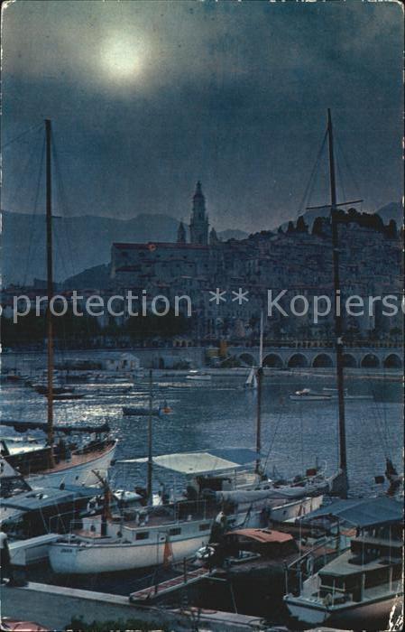Menton Alpes Maritimes Coucher de soleil sur le Port