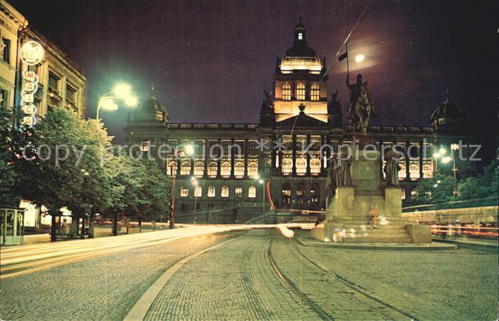 Praha Prahy Prague Narodni muzeum Nationalmuseum Denkmal Nachtaufnahme