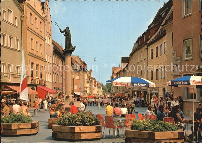 Fuessen Allgaeu Fussgaengerzone Denkmal Strassencafe