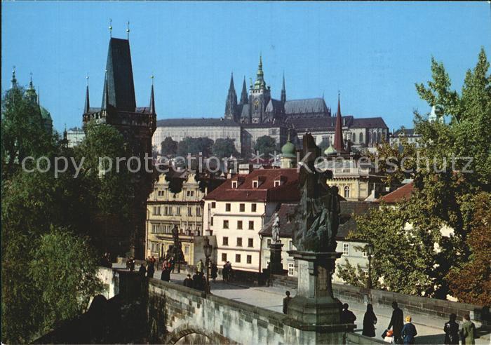 Praha Prahy Prague Karluv most a vetsi Malostranska vez Karlsbruecke Kleinseitne