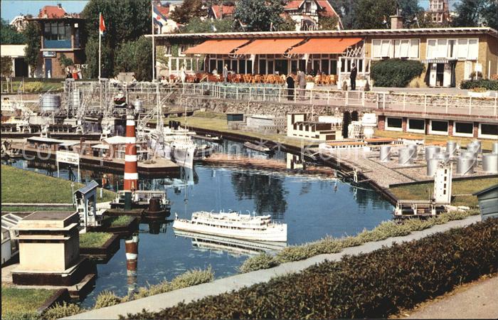 Niederlande Miniatuurstad Madurodam Den Haag Havencomplex Port Hafen