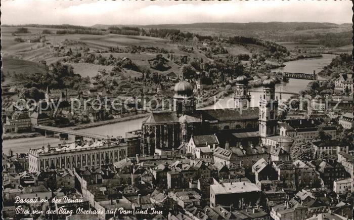 PAssAU Bayern Blick von der Burg Oberhaus auf Dom und Inn Dreifluessestadt