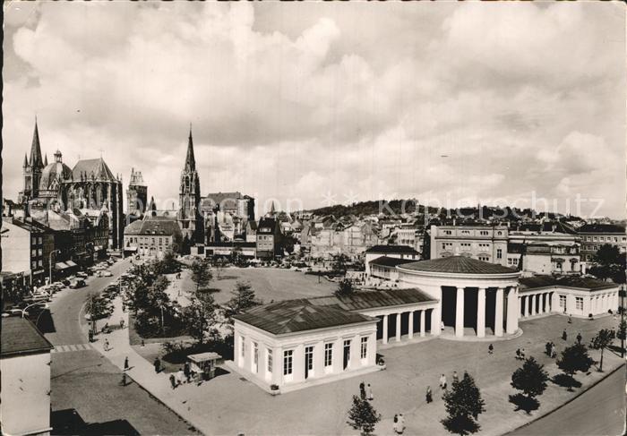 Bad Aachen Elisenbrunnen mit Blick auf Dom und Rathaus