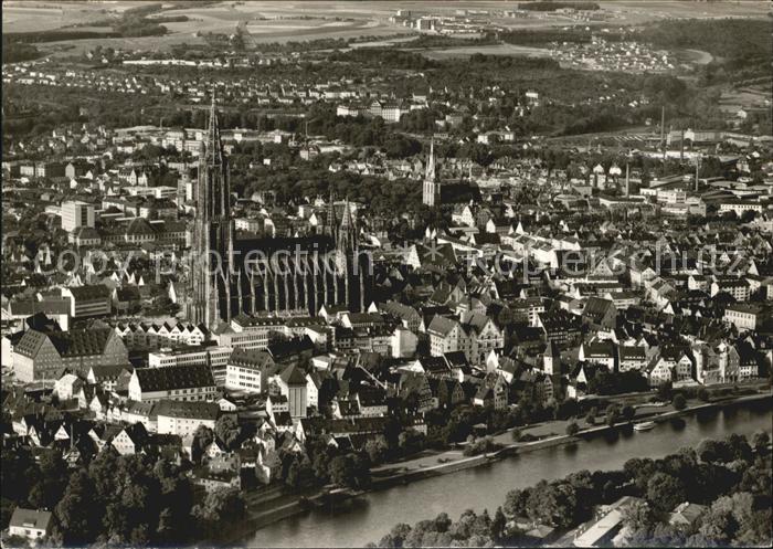 Ulm Donau Altstadt Muenster Fliegeraufnahme