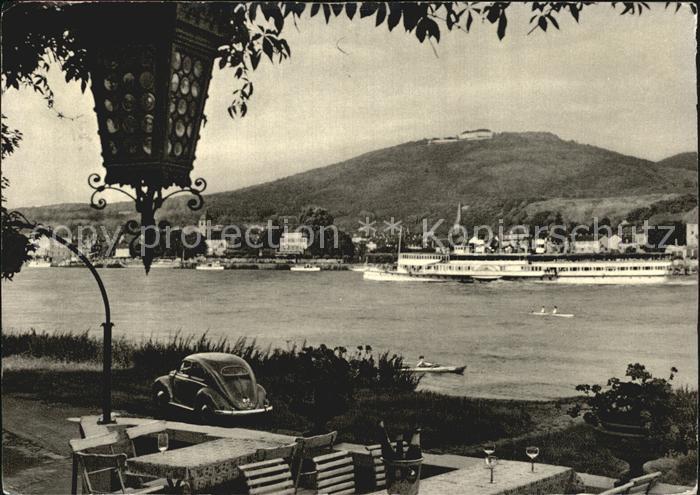 Koenigswinter Partie am Rhein mit Petersberg Dampfer