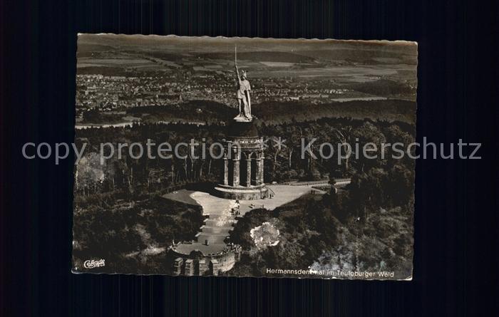 Hermannsdenkmal Teutoburger Wald Fliegeraufnahme