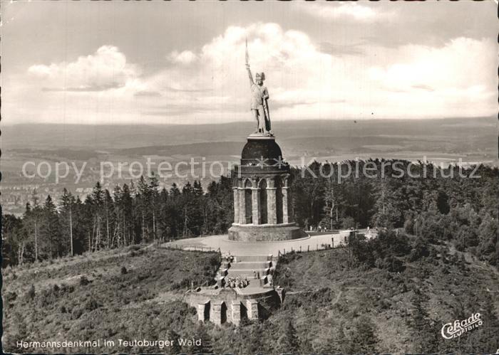Hermannsdenkmal Teutoburger Wald Fliegeraufnahme