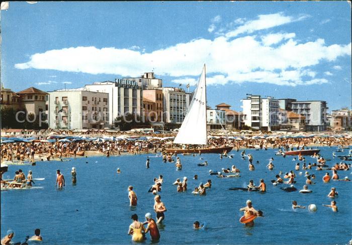 Cattolica Rimini E l'ora del bagno