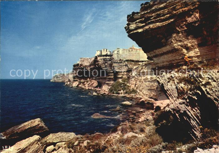 Bonifacio Corse du Sud Les falaises cote sud