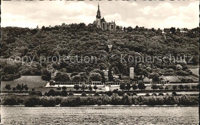 Ruedesheim Rhein Koenigshof-Terrassen mit Rachus-Kapelle
