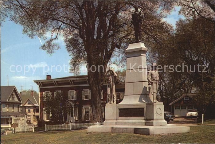 Johnstown New York Slodiers and Sailors Monument