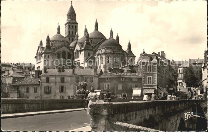 Perigueux Pont et Cathedrale Saint Front