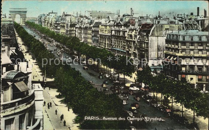 Paris Avenue des Champs Elysees