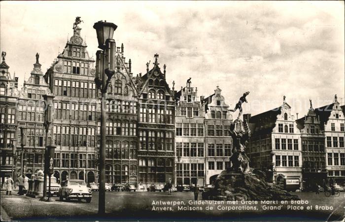 Antwerpen Anvers Gildehuizen met Grote Markt Grand Place et Brabo