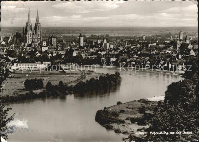 REGENSBURG Bayern Donaupartie mit Dom