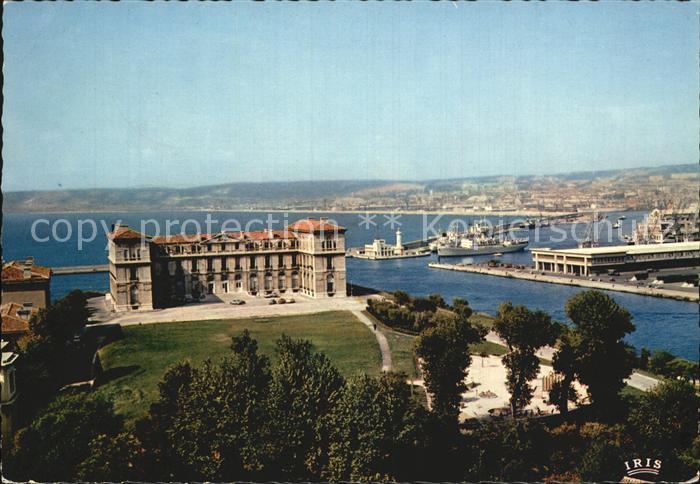 Marseille Bouches-du-Rhone Les Jardins et le Chateau du Pharo Dans le lointain l
