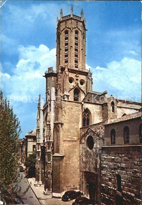 Aix-en-Provence La Cathedrale Sant Sauveur Facade et Cl