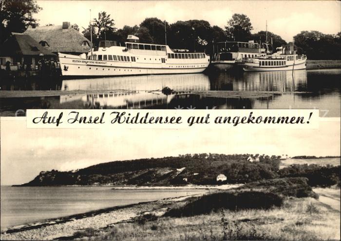 Insel Hiddensee Schiffe der Weissen Flotte Duenen Strand