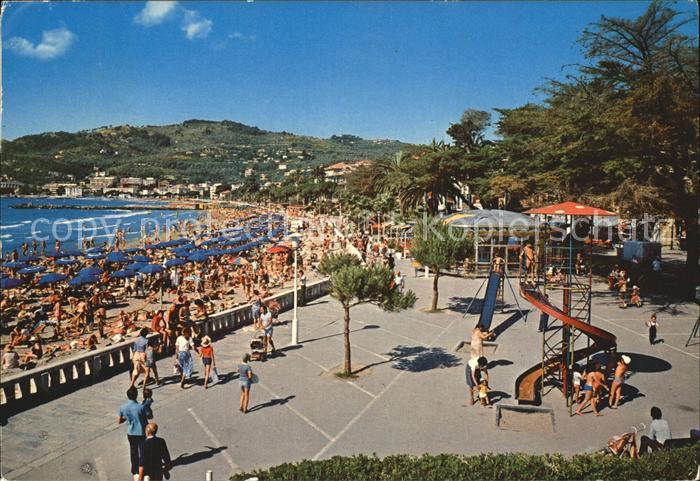 Diano Marina Spielplatz an der Strandpromenade