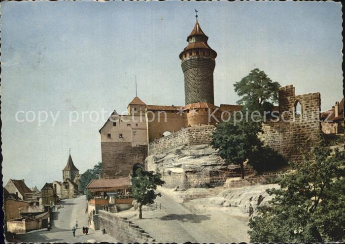 NueRNBERG  CITY Burgaufgang zum Himmelstor