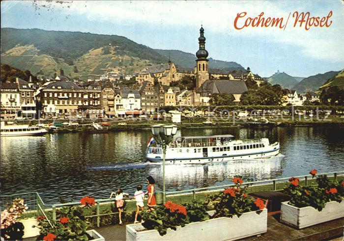 Cochem Mosel Blick von Cochem Cond Sankt Martinskirche Kapuzinerkloster