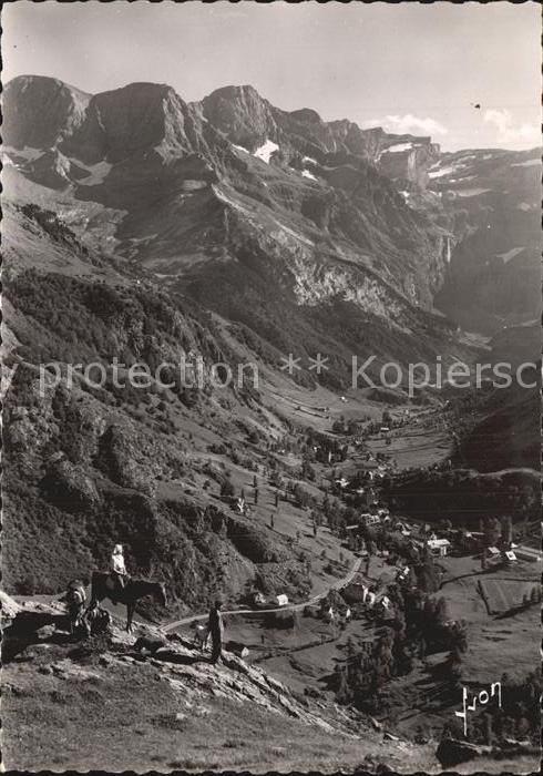 Gavarnie Hautes-Pyrenees Ortsansicht Panorama